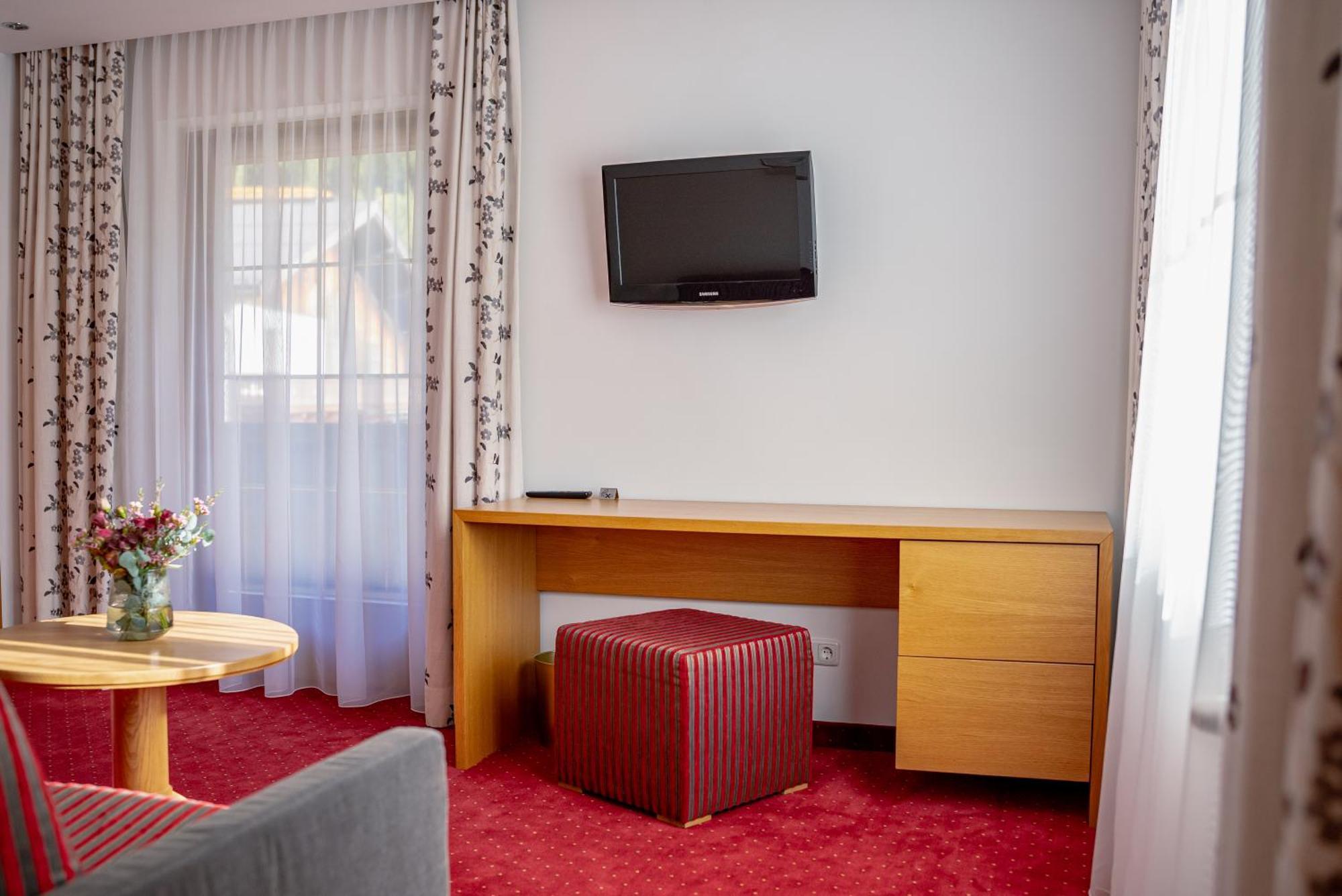 Pension Inge Санкт-Антон-ам-Арльберг Экстерьер фото